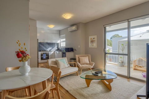 The Nordic Nook - A Relaxed Redcliffe Stay - Tourism Search 2