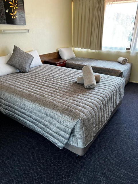 Y Motels Gympie - Tourism Search 1