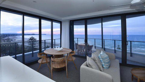 X Kirra Apartments - Tourism Search 1