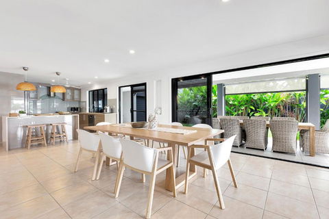 YALLA24-Luxury Resort Style Home - Tourism Search 3