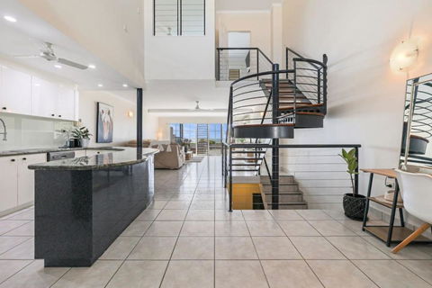 Absolute Beachfront Bliss-Best Location In Darwin - Tourism Search 1