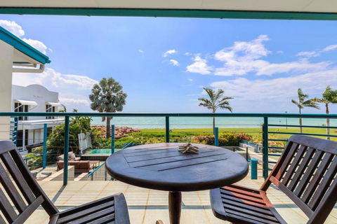 Absolute Beachfront Bliss-Best Location In Darwin - Tourism Search 2