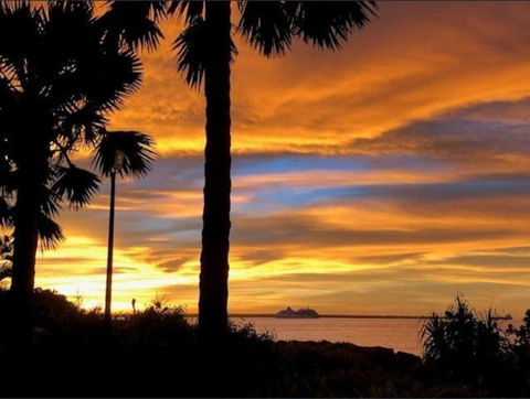 Absolute Beachfront Bliss-Best Location In Darwin - Tourism Search 3