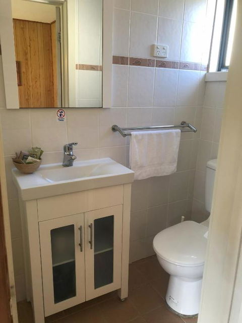 Yarrabin Retreat - Tourism Search 3