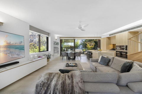 YAWA1B - Bellevue Hill Penthouse - Tourism Search 1