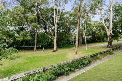YNG03 - Cremorne - Young Street - Tourism Search 3