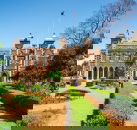 Perth Scavenger Hunt Perched On A Swan - Tourism Search