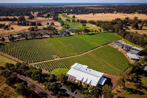 Busselton Jetty + Train Ride + Winery + Scenic Drive Full Day Tour - Tourism Search 3
