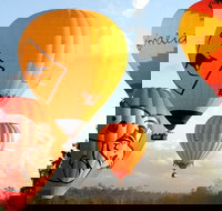 Natural Bridge  Springbrook Waterfalls Tour  Hot Air Balloon with Breakfast - Tourism Search