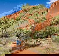 Full Uluru Base Walk at Sunrise Including breakfast - Tourism Search