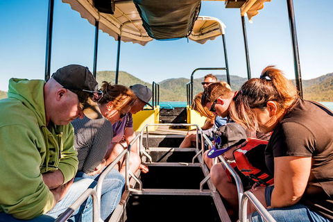 Airlie Beach Glass Bottom Boat Tour - Tourism Search 0